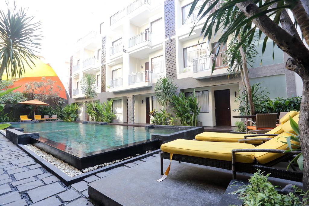 Zen Rooms Legian Dewi Sri Kuta Lombok Exterior foto